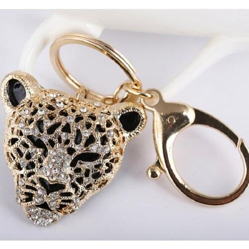 Fashion studded Leopard Head Keychain Key Chain Pendant Men and Women Available Waist Key Ring Keychains Anime Keychain