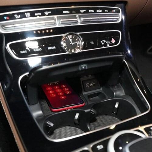 10W car QI wireless charging phone charger charging plate accessories for Mercedes Benz W212 W213 E200 E260 E300 2016-2020