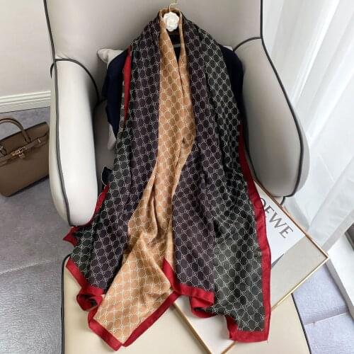 Autumn and Winter Womens Letter Ethnic Long Scarf Hijab Cotton Linen Multifunctional Ladies Luxury Brand Shawl Wraps Tops Warm