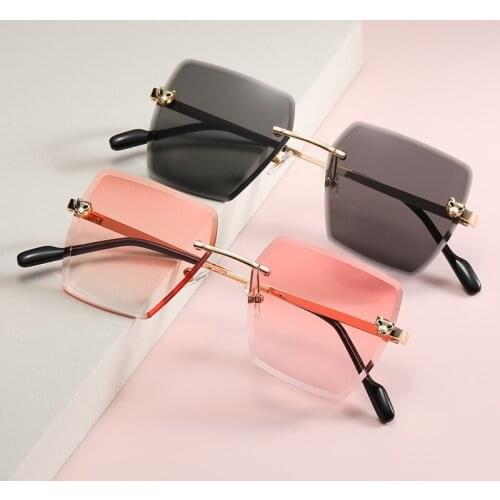Square Rimless Diamond Sunglasses Women Vintage Rectangle Sun Glasses Female Shades Rhinestone Square Eyewear Gradient Colors
