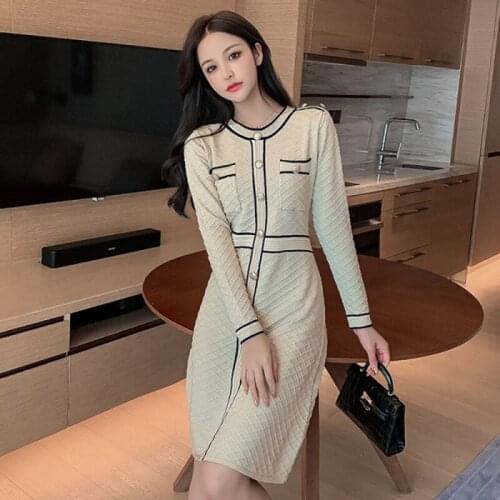 Runway Autumn Sweet Striped Hit Color Bright Silk Knitting Dress Womens High Quality Long Sleeve Button Sweater Dress Vestidos