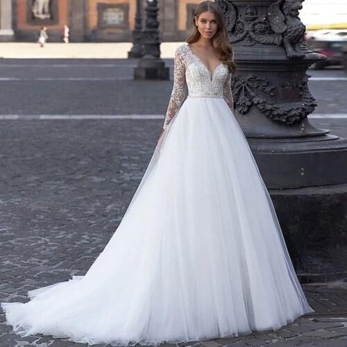 Luxury Sexy V Neck Lace Appliques Puffy Tulle Beach Wedding Dresses Long Sleeves Crystals Beading Women Bridal Gown Plus Size