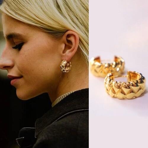 Fashion Temperament Earrings Glossy Simple Style Semicircular C-shaped Gold and Silver Color Earrings