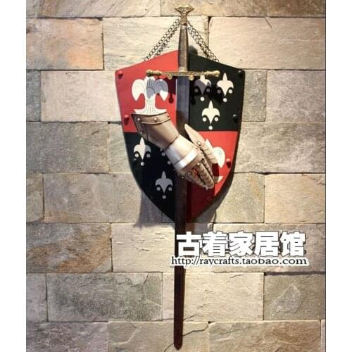 The European medieval retro iron shield simulation of ancient Rome European armour bar restaurant wall hangings