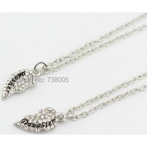 No minimum )2014 Hot broken heart 2parts mother daughter Necklace silver Crystal Pendant Necklace Small size Fashion jewelry