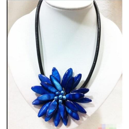 CB181 17" Hand knit blue shell sun flower leather necklace