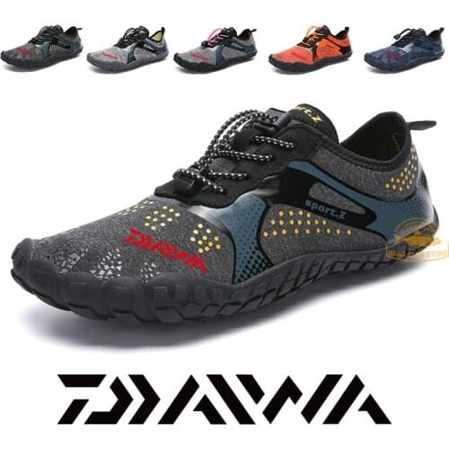 DAIWA New Mens Fishing Shoes Outdoor Sports Cycling Casual Shoes Beach Diving Shoes Mountaineering Breathable Non-slip Shoes