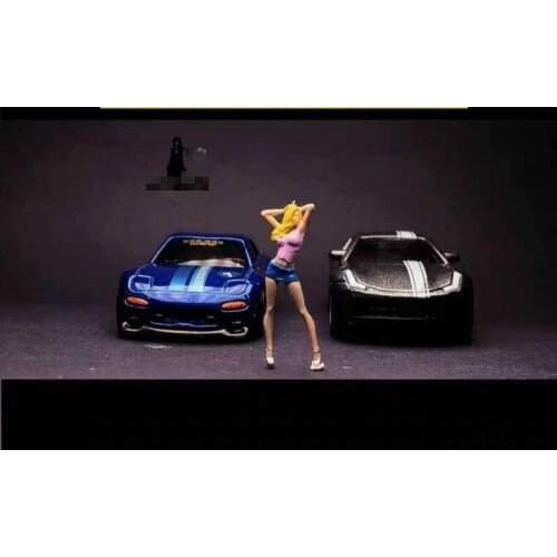 1/64 Skateboarding Surfing Woman Puppet Decoration Car Scene Model Arrangement Collection Decorative Toys