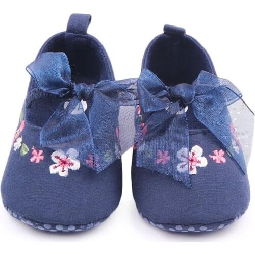 Autumn baby shoes Baby Girl Princess Mary Janes Flower Lace Bow Prewalker Shoes Crib Babe Soft Baby Shoes In Baby First Walker