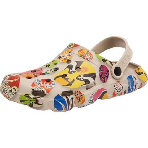 2021 New Casual Fashion Wading Shoes Men Sandals High Quality Summer Large Size 47 Hole Shoes Beach Men Sandals