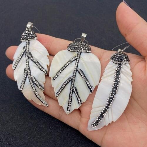 Natural Shell Pendant Leaf Shape Freshwater Shell Diamond Pendant for DIY Necklace Jewelry Making Designer Charm Accessories