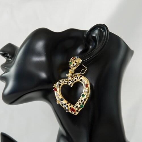 Hollow Out Inlaid Colorful Crystal Heart Shaped Women Earrings 2021 New Design Wedding Gift Party Date Attendance