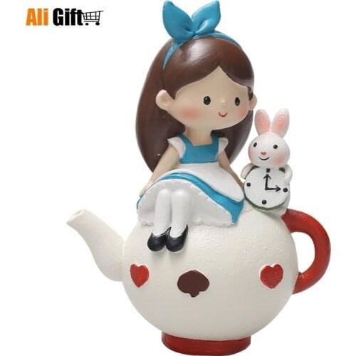 Zakka Creative Alice Wonderland Adventure Accessories Living Room Cartoon Decoration Resin Crafts Gift Murals Handicrafts Gifts