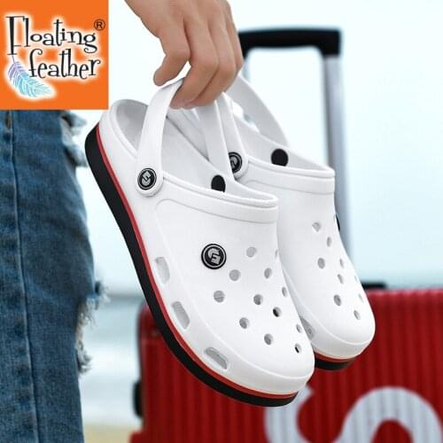 2021 New Fashion Sandals Men Clogs Slippers Soft Bottom Beach Sandals Men Clog Sandals Comfortable Breathable Ankle-Wrap EVA