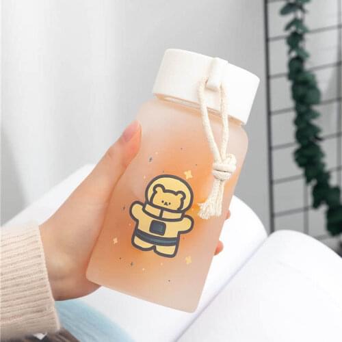 500Ml Creative Astronaut Transparent Plastic Kawaii Water Bottle Bpa Free Frosted Water Bottle with Portable Rope Travel Tea Cup