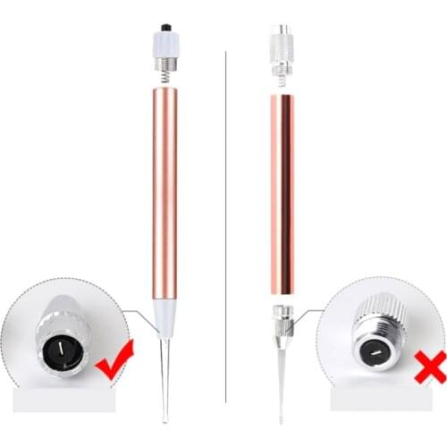 1Set Baby Ear Cleaner Ear Wax Removal Tool Flashlight Earpick Ear Cleaning Earwax Remover Ear Curette Light Spoon With Magnifier