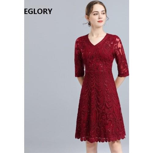 4xl Dress Vestidos De Fiesta 2021 Spring Summer Brides Mother Woman V-Neck Allover Sequined Embroidery Half Sleeve Red Dress 60s