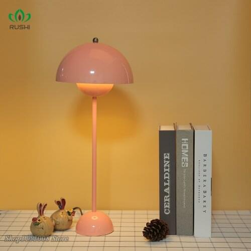 Oein Desk Lamp