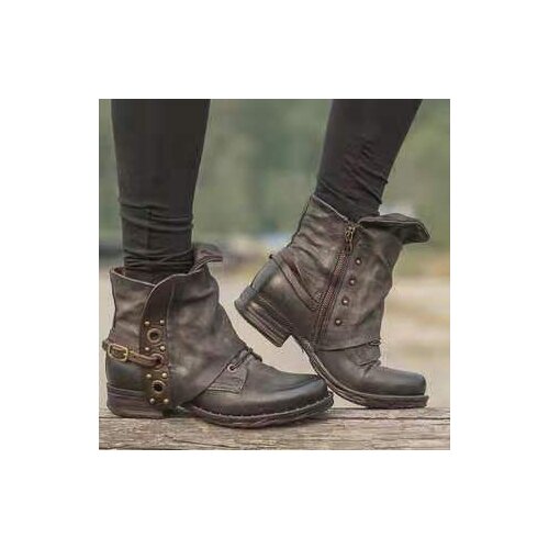 Plus Size Fashion Women Boots Low Heel Waterproof Warm Retro Martin Boots Rivets