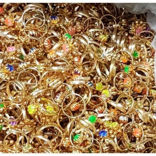 36 Piece Metal Girl RINGS BULK VENDING MACHINE TOY Pinata Bag Filler Loot Gag Princess Birthday Party Favor Favour Gift Carnival
