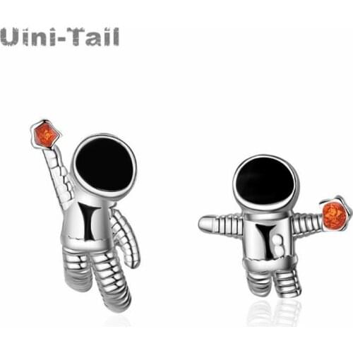 Uini-Tail new listing 925 sterling silver universe planet astronaut asymmetric earrings fashion trend niche design high quality