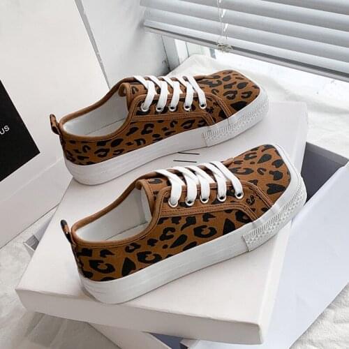 Fashion Canvas Casual Sport Shoes Woman New Sport Women Casual Shoes Black Leopard Canvas Women Platform Casual Shoes Sneakers