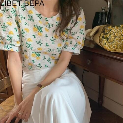 New 2021 Summer Womens Blouses Fashionable Sweet Shirts Floral Printed Vintage Korean Style Elegant Wild Lady Short Tops BL9276