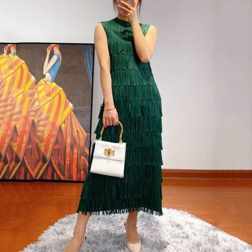 DEAT Women Maxi Dress Pleated Multi-layer Tassel Round Collar Sleeveless Elastic Casual Style 2021 Summer New Fashion 15JK090