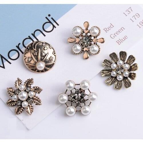 10 Pcs/Lot Rhinestone Pearl Flower Plate Diamond Button Jewelry Scarf For Hair Accessories Sewing Decorative Clothing Coat