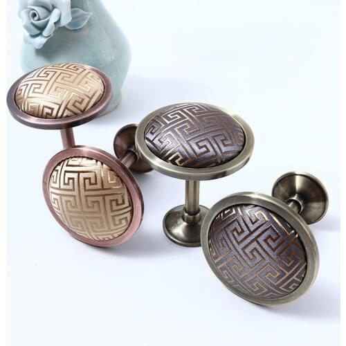 2Pcs/Set New Embroidered Wall Hook All Tie Back Tassel Brush Holder Curtain Accessories Cap Hooks