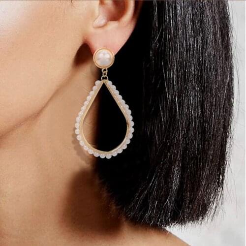 Fashion womens retro imitation pearl round geometric earrings pendant girls earrings jewelry accessories 2020 new products