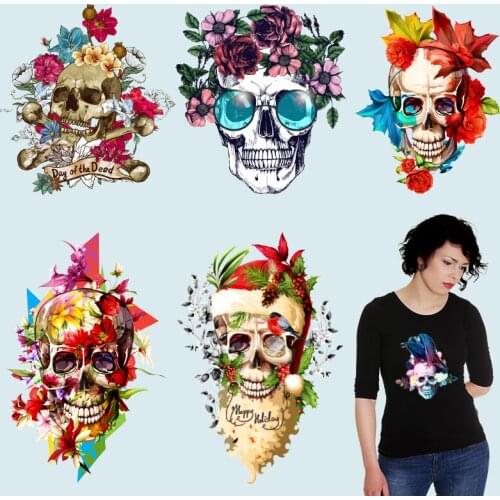 Colorful skull Cheap Iron on patches Stickers on Clothes DIY Appliques Heat-sensitive patches Heat Transfer PVC Patch