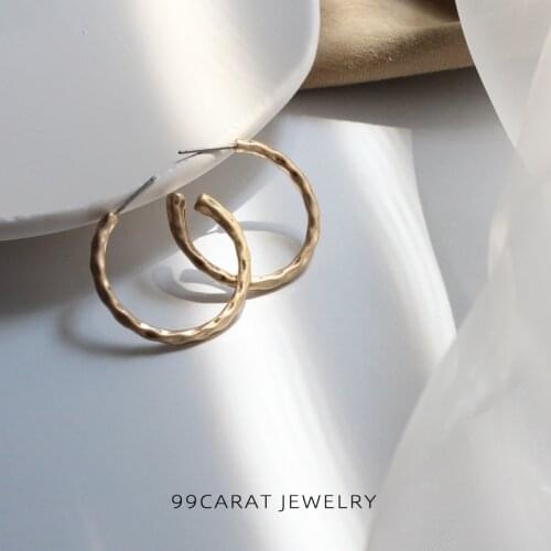 99 carat European and American exaggerated earrings earrings earrings retro frosted gold flower print commuter cool wind female