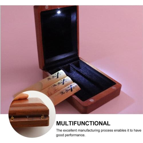 1Pc Wooden Saxophone Reed Storage Case Practical Oboe Reed Case with Light (Brown)