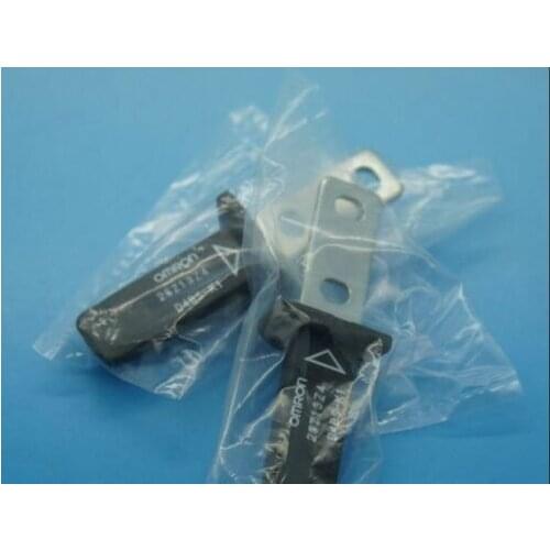 D4BS-K1 D4BS K1 NEW OMRON Safety Door Switch free shipping #exp #exp