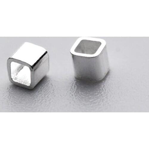 HIYANNUMS Square Beads