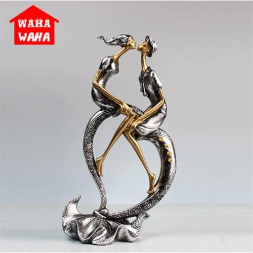 Kiss Couple Figurine Resin Handcarfts Lovers Statue Figurine Home Decoration Original Design Love Handicraft for Home Office