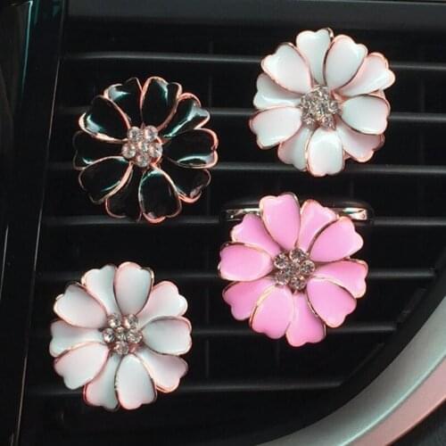 Rhinestone Daisy Flower Car Flavor Aroma Vent Clip Car Scent Smell Car Fragrance Air Freshener In Auto Interior Decor For Girls