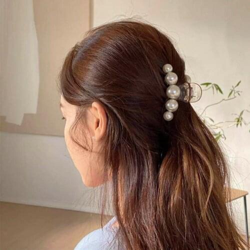 Big Pearls Hair Clip Claws Oversize Small Hair Accessories for Women Korean Black White Barrette 2021 New