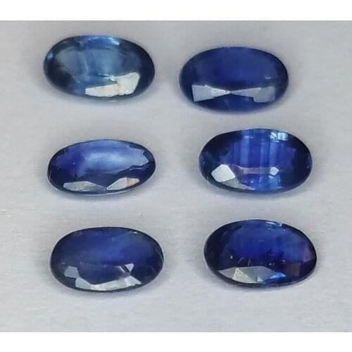 Blue sapphire oval cut 5x3mm 1ct
