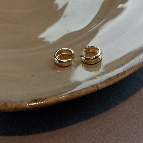 2021 Kpop Gold Earrings For Women Vintage Small Circle C-Shaped Ear Clip Hoop Earrings Korean Fashion Cерьги Girls Jewelry Gift