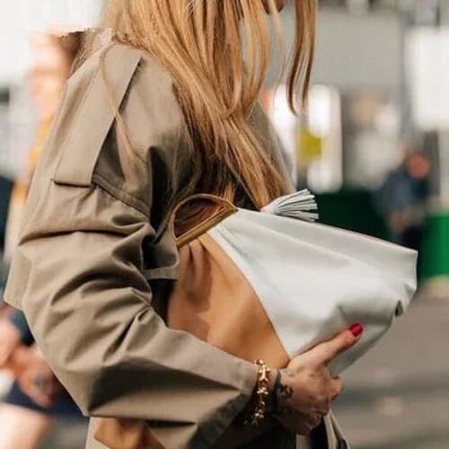 Design Dumplings Women Handbags 2020 New Fashion Folds Shoulder Crossbody Bag Hanlde Women Clouds Bags Ladies Pleated Hand Bags