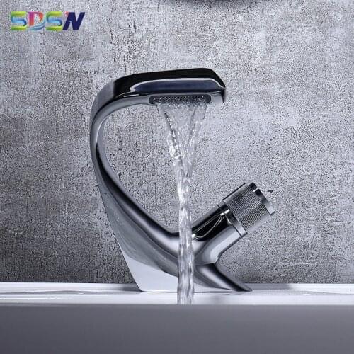Chrome Waterfall Bathroom Mixer Tap SDSN Single Handle Hot Cold Waterfall Basin Faucets Deck Mounted Chrome Waterfall Mixer Tap