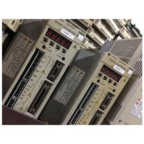 Servo drive SGDD-08AM4B-RY2 , used ,90% appearance new ,3 months warranty