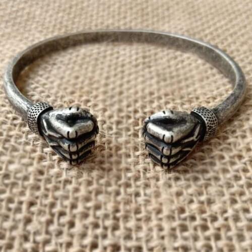 Vintage Personality Fist Bangle Personality Domineering Silver Plated Punk Style Motorcycle Bangle Biker Jewelry for Men Women