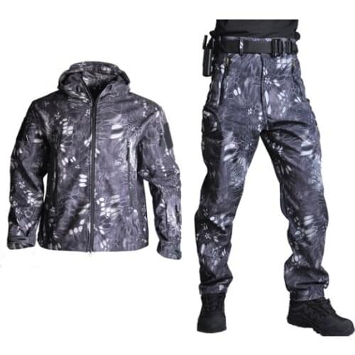 Tactical Jacket Men Soft Shell Jackets Army Waterproof Camo Hunting Clothes Suit Camouflage Shark Skin Military Coats+Pants
