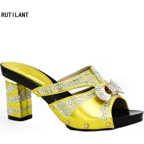 High Quality African Wedding Pumps Decorated with Rhinestone Women Shoes Fashion Summer 2018 Slip on Shoes for Women Party Shoes