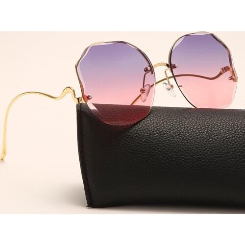 Fashion Tea Gradient Sunglasses Round Shades Women Metal Curved Temples Sun Glasses Female UV400 Eyewear oculos de sol