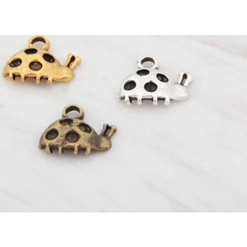 30pcs Mix Colors Insect Ladybug Charms Beetle Animal Pendant Making Women Necklaces Choker Jewelry Handcraft 10x11mm