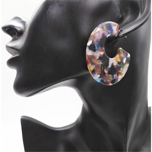 LUOBOTOU Dangle Earrings